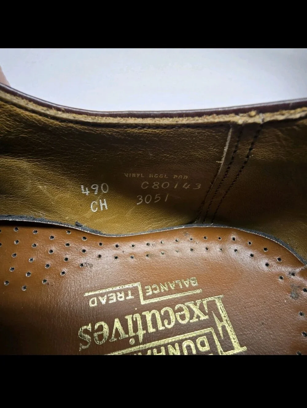 Dunham's Executives Balance Tread Brown Leather Dress Shoe Size 9 See Notes